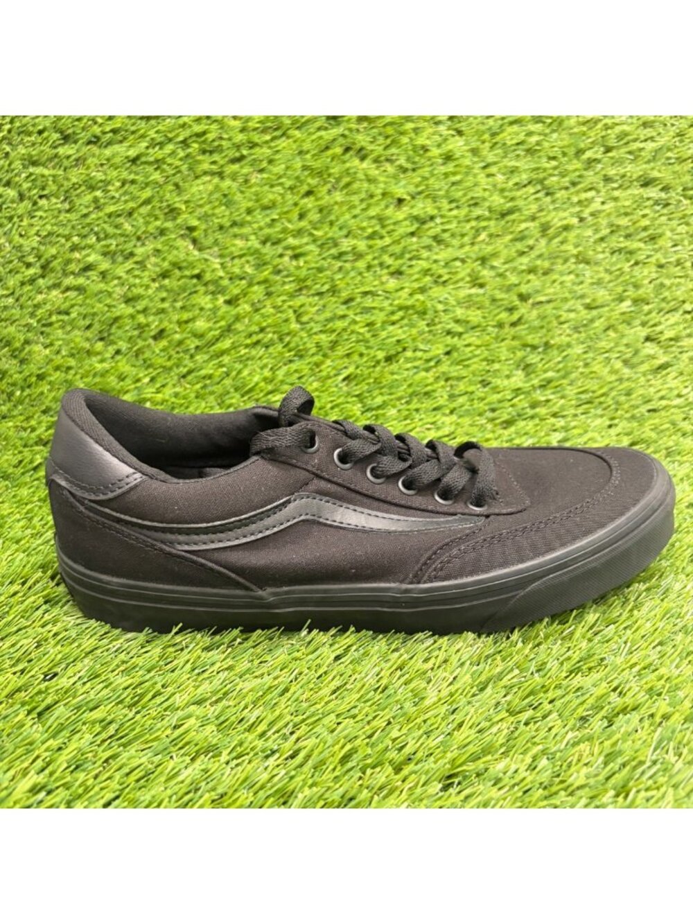 Vans Brooklyn LS Womens Size 10 Black Athletic Walking Skate Shoes Sneakers
